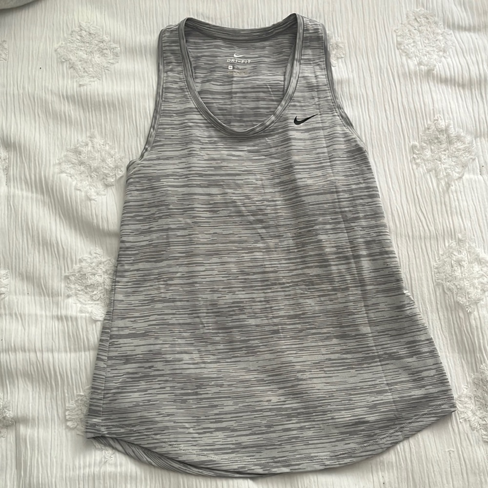 nike tank top